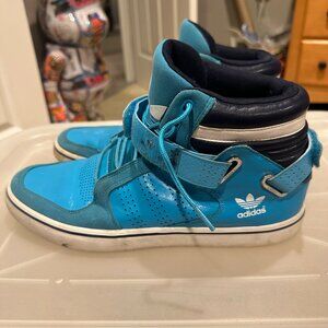 Adidas Original High Rise Men’s Blue Sneaker Strap Size 11 Good condition
